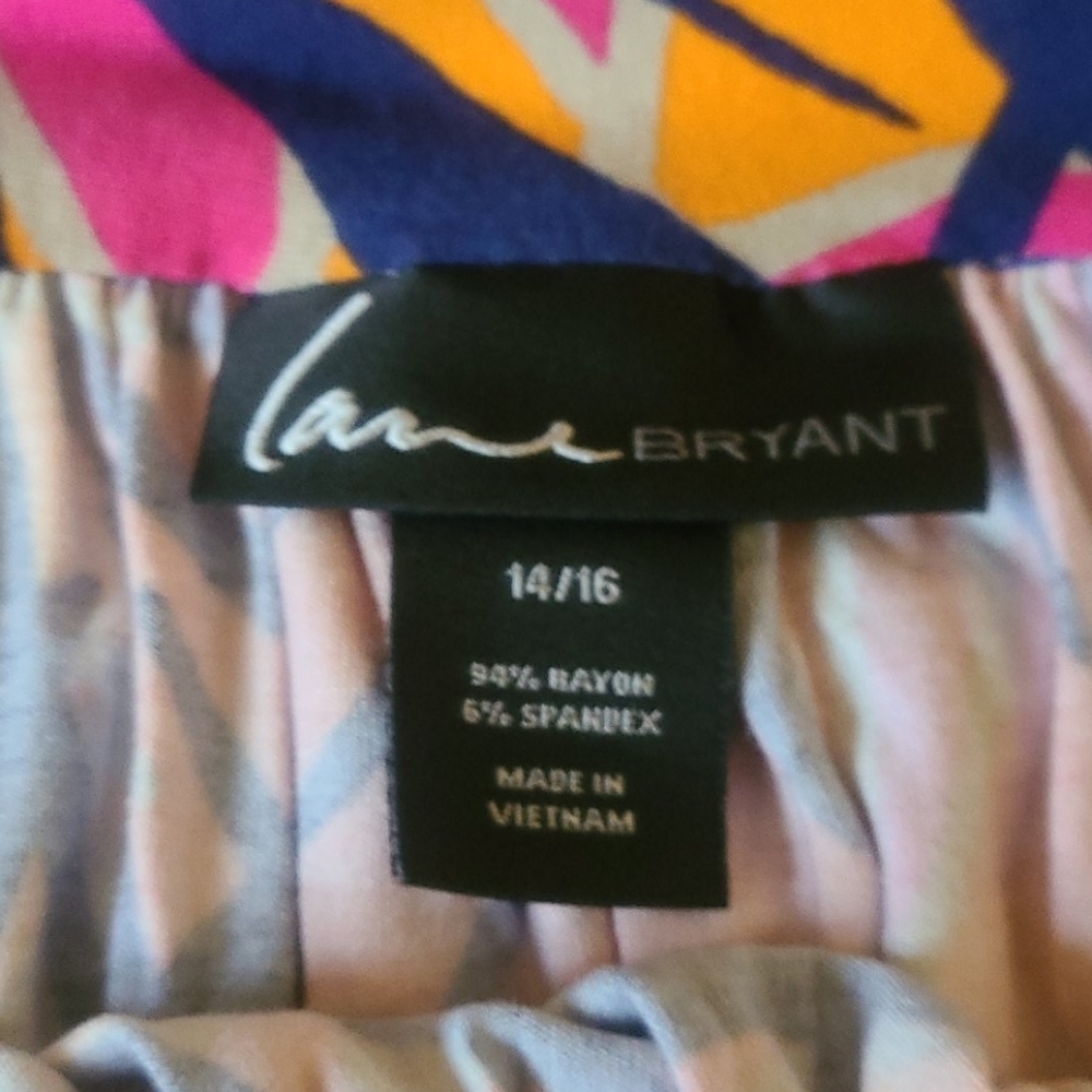 🔴 2/$10 LIKE NEW LB Colorful Leaf Print Pink Navy Coral Skirt Size 14/16 🍃 🍂 - Picture 6 of 9